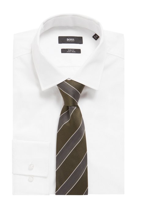 Stropdas in een jacquard van zijde met strepen