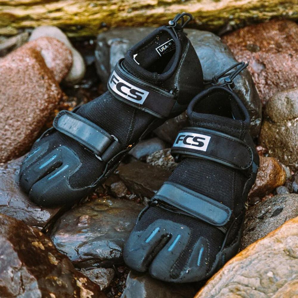 FCS SP2 Split Toe Reef Boot 1.5mm | Black | Wetsuit Boots | Cool Water Surfing Equipment