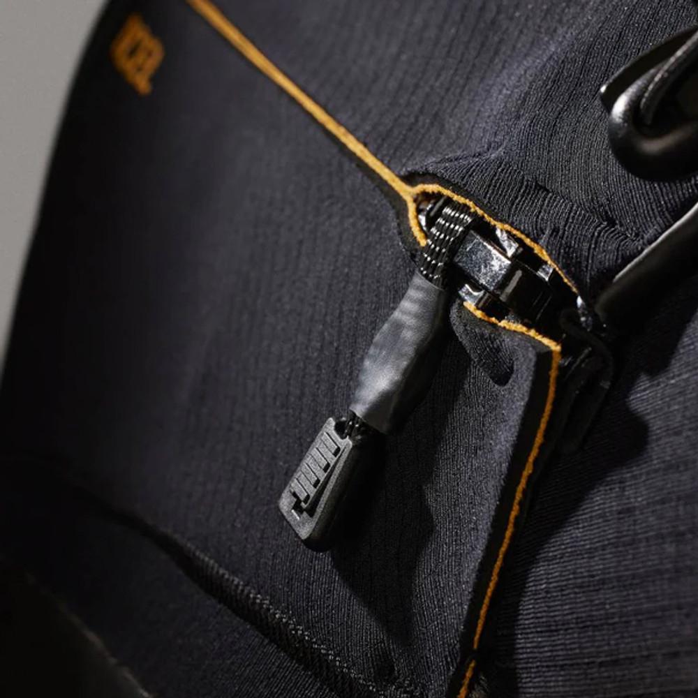 XCEL | Drylock-X Wetsuit Steamer 4:3mm | Chest Zip | Black | Xcel Wetsuits | Best Surfing Wetsuit | Newest Release