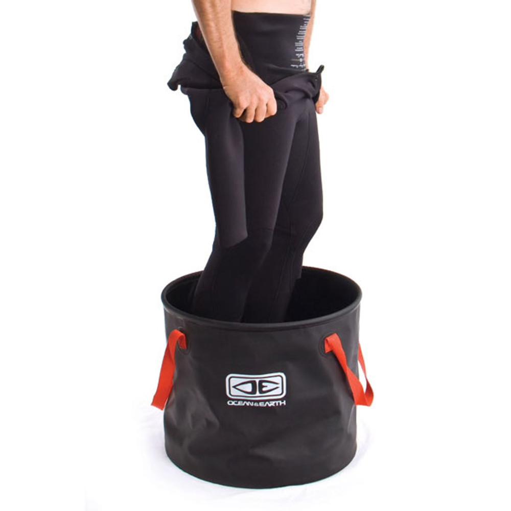 Compact Wetty Change Bucket | Ocean and Earth | Excellent Choice For Wetsuits - No Drips in the Car